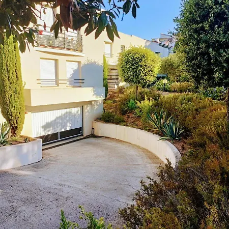 Apartment Bel De Standing En Bord De